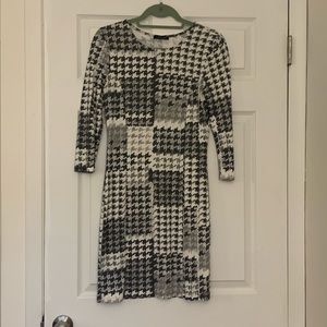 Venus - 3/4 sleeve sweater dress